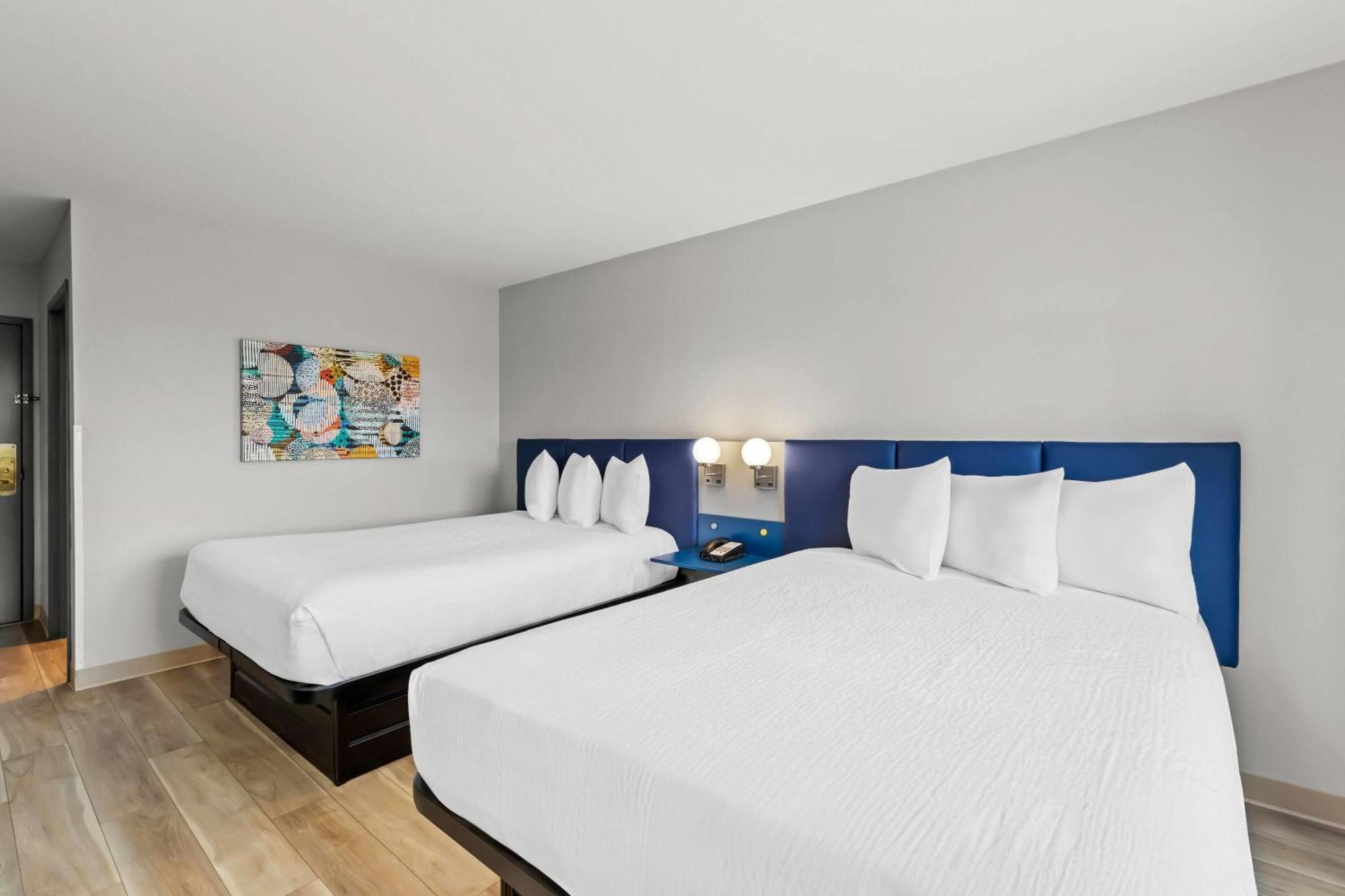 Microtel Inn & Suites By Wyndham Norcross Exterior photo